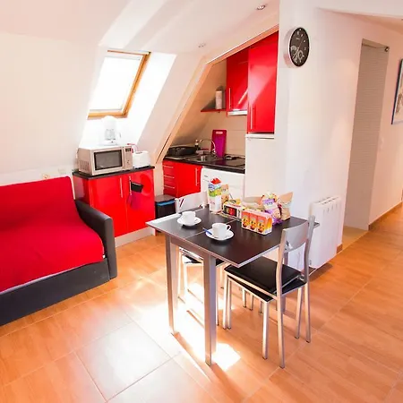 Apartamentos Madrid Centro-3